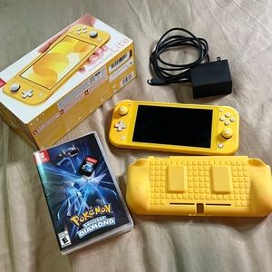 Yellow Nintendo Switch Lite + Pokémon Brilliant Diamond